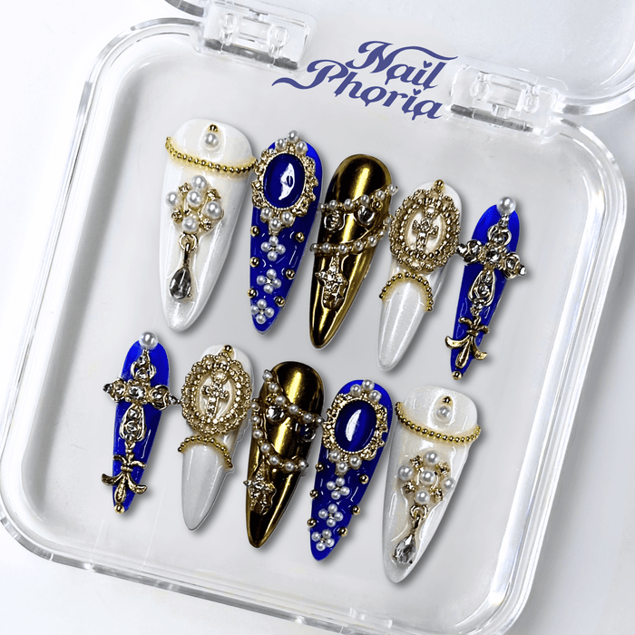 SAPPHIRE THRONE